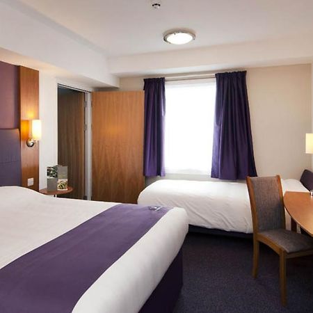 Premier Inn Kidderminster Esterno foto