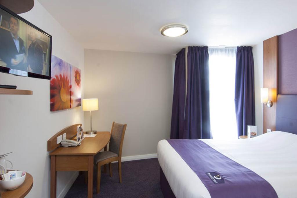 Premier Inn Kidderminster Esterno foto