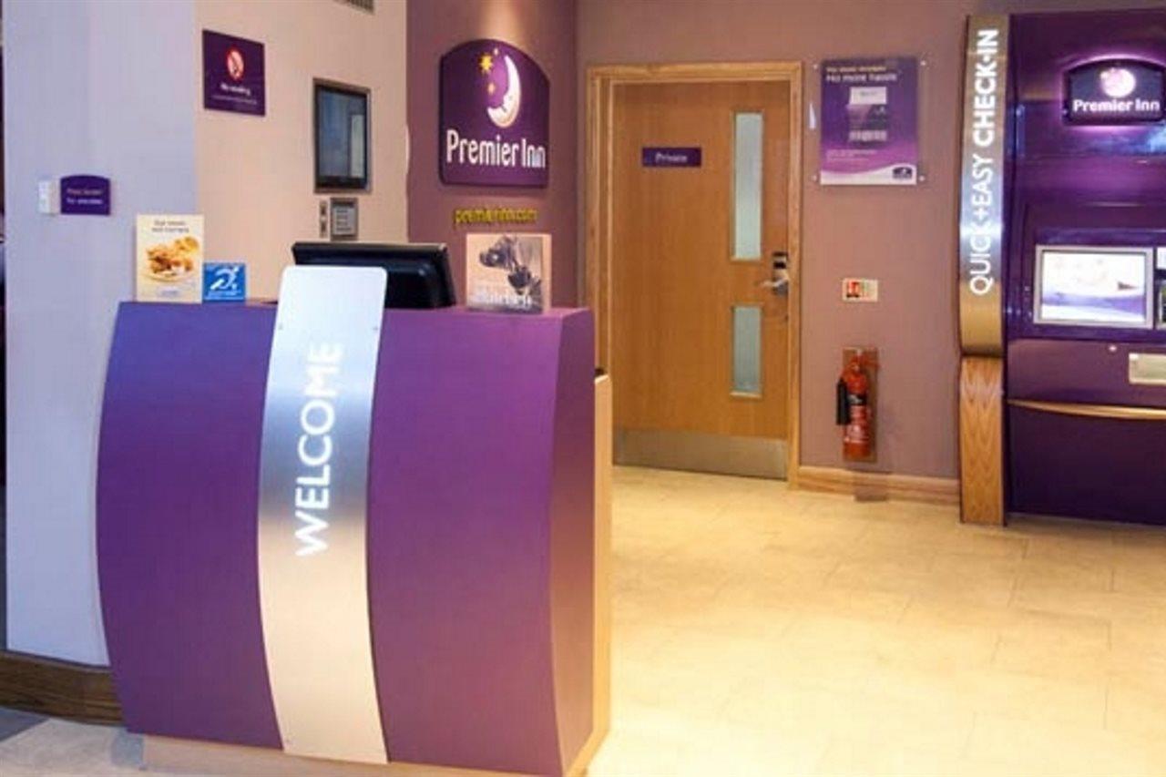 Premier Inn Kidderminster Esterno foto